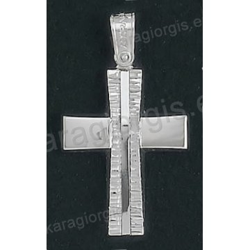 Βαπτιστικός σταυρός Κ18 για αγόρι λευκόχρυσος με λουστρέ και γραμμωτό διαμαντέ φινίρισμα με ένθετη λευκόχρυση κάθετη γραμμή της σειράς Anorado