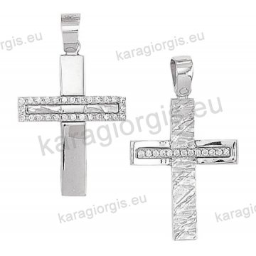 Βαπτιστικός σταυρός για κορίτσι λευκόχρυσος διπλής όψεως Κ14 με λουστρέ και σφυρίλατο φινίρισμα με άσπρες πέτρες ζιργκόν