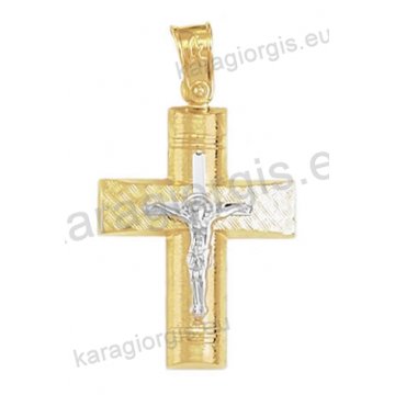 Βαπτιστικός σταυρός για αγόρι Κ14 δίχρωμος χρυσός με ένθετο λευκόχρυσο εσταυρωμένο με διαμαντέ και γραμμωτό σαγρέ φινίρισμα 
