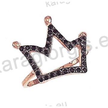 Μοντέρνο δαχτυλίδι Κ14 ροζ χρυσό με κορώνα με μαύρες πέτρες ζιργκόν