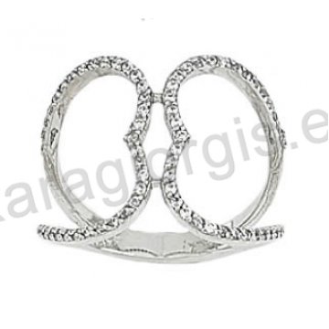 Δαχτυλίδι λευκόχρυσο K14 σε μοντέρνο περίτεχνο σχέδιο με δύο καρδιές με λευκές πέτρες ζιργκόν