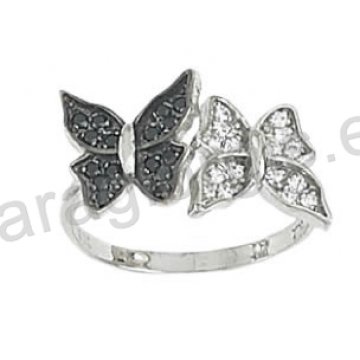 Δαχτυλίδι λευκόχρυσο K14 σε μοντέρνο περίτεχνο σχέδιο με δύο πεταλούδες με λευκές και μαύρες πέτρες ζιργκόν