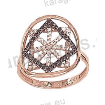 Δαχτυλίδι ροζ χρυσό K14 σε μοντέρνο περίτεχνο σχέδιο με λευκές και μαύρες πέτρες ζιργκόν