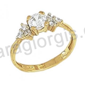 Μονόπετρο δαχτυλίδι Κ14 μοντέρνο χρυσό με άσπρες πέτρες ζιργκόν στα πλαϊνά
