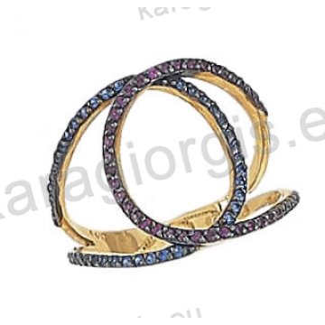 Μοντέρνο εντυπωσιακό δαχτυλίδι Κ14 χρυσό με μπλε και κόκκινες πέτρες ζιργκόν και μαύρο πλατίνωμα