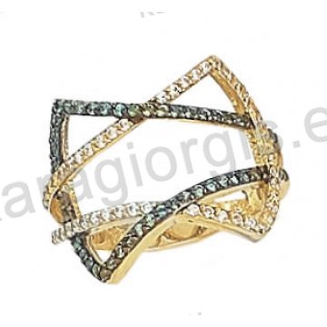 Μοντέρνο εντυπωσιακό δαχτυλίδι Κ14 χρυσό με άσπρες και πράσινες πέτρες ζιργκόν και μαύρο πλατίνωμα
