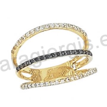 Μοντέρνο εντυπωσιακό δαχτυλίδι Κ14 χρυσό με άσπρες και μαύρες πέτρες ζιργκόν και μαύρο πλατίνωμα