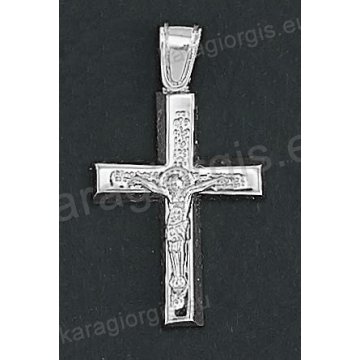 Λευκόχρυσος βαπτιστικός σταυρός για αγόρι Κ14 με λευκόχρυσο εσταυρωμένο με λουστρέ και σφυρίλατο φινίρισμα 