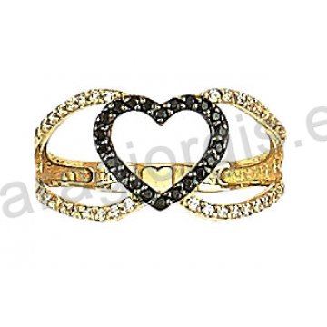 Μοντέρνο δαχτυλίδι χρυσό Κ14 με καρδιά με άσπρες και μαύρες πέτρες ζιργκόν και μαύρο πλατίνωμα