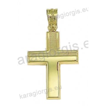 Βαπτιστικός σταυρός για αγόρι χρυσός σε λουστρέ φινίρισμα με σκαλίσματα.