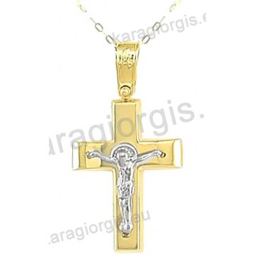 Χρυσός βαπτιστικός σταυρός για αγόρι με αλυσίδα με ένθετο εσταυρωμένο σε λουστρέ φινίρισμα σε 14 καράτια.