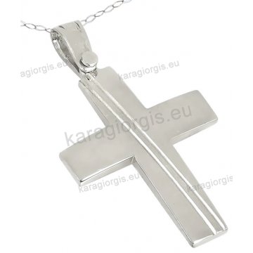 Βαπτιστικός σταυρός λευκόχρυσος Κ14 για αγόρι με αλυσίδα σε ματ φινίρισμα με διαγώνιες γραμμές.