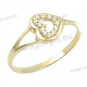 Δαχτυλίδι γυναικείο χρυσό Κ14 με καρδιά με άσπρες πέτρες ζιργκόν.